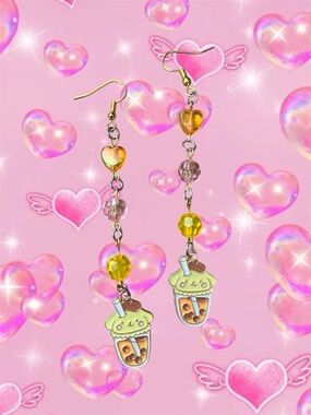 Kawaii Bubble Tea Dangle Earrings in Yellow & Green